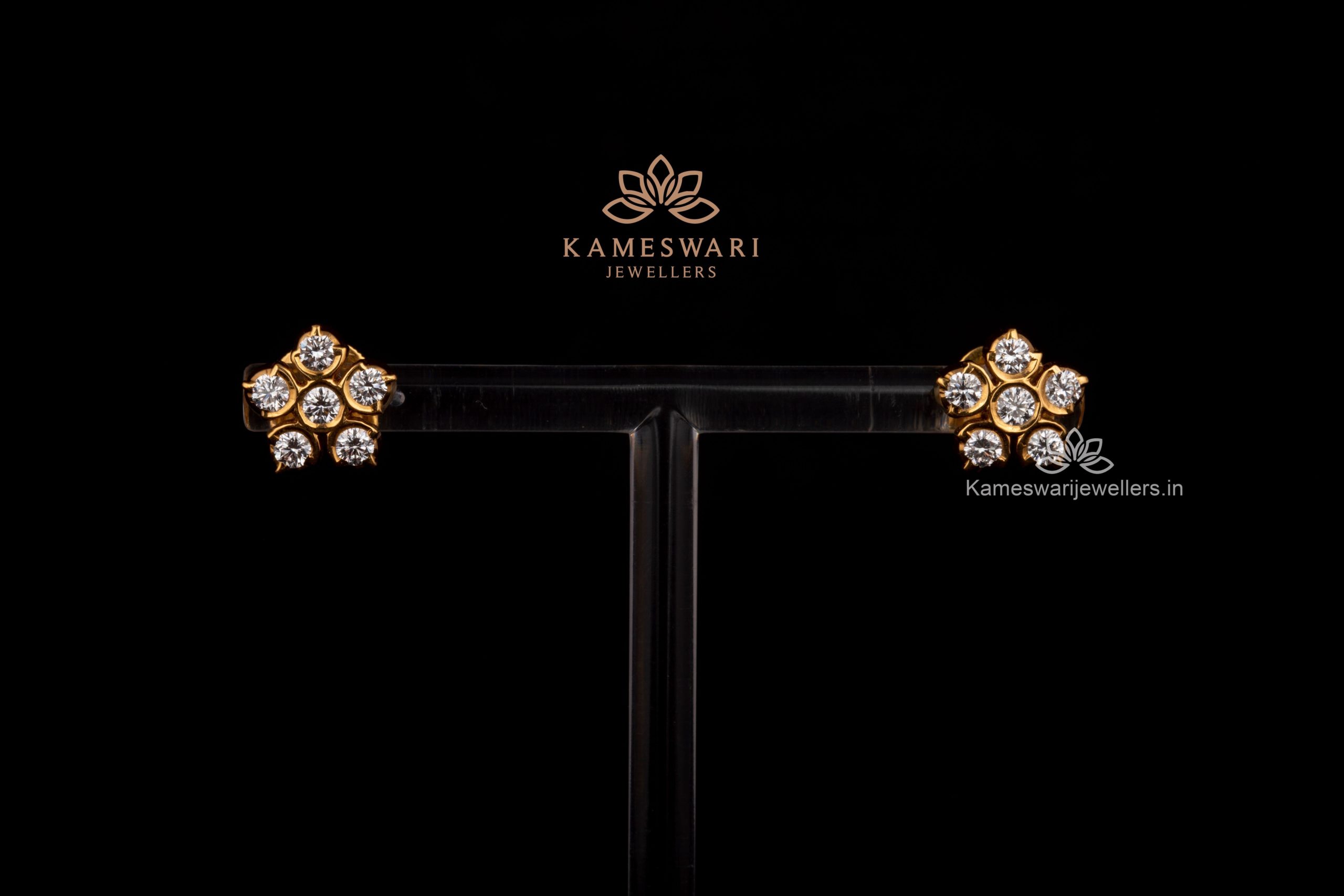 D EARRINGS D EARRINGS