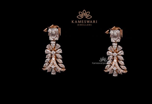 D EARRINGS D EARRINGS