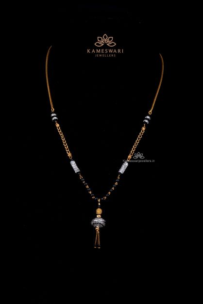 BLACK BEEDS BLACK BEEDS