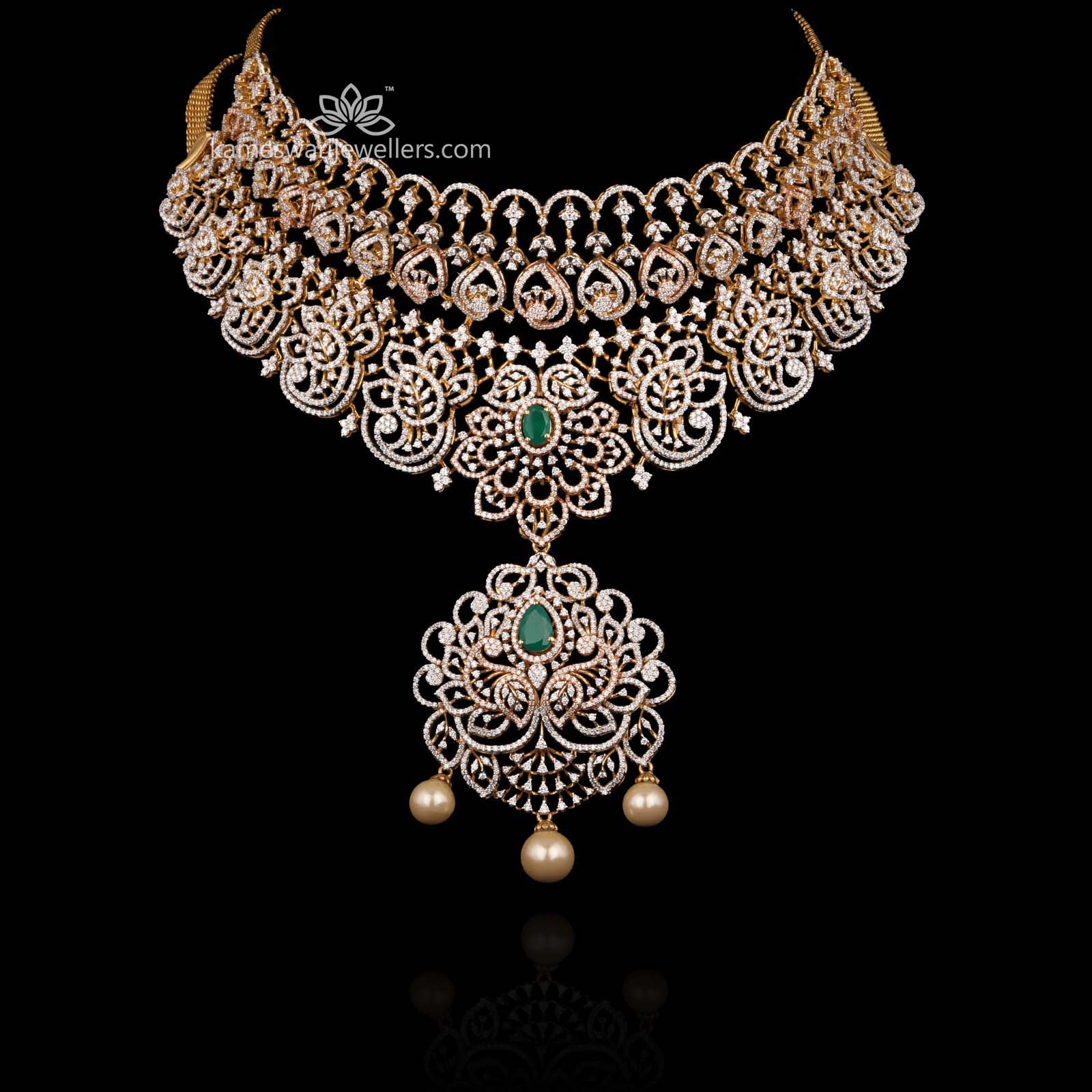 D NECKLACE D NECKLACE