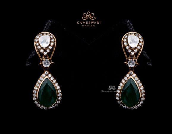 D EARRINGS D EARRINGS