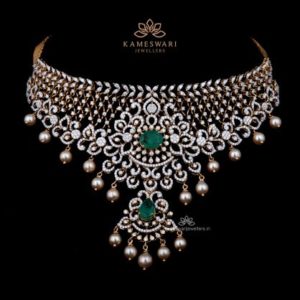 D NECKLACE