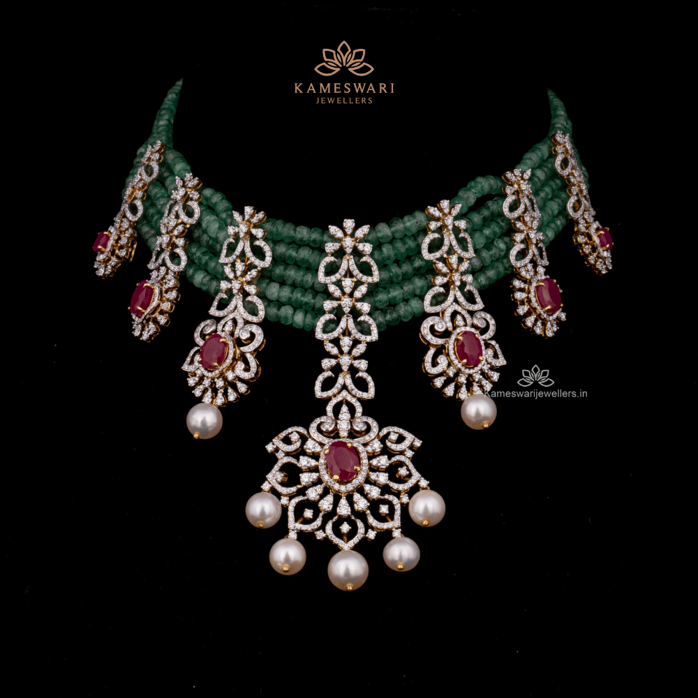 D NECKLACE D NECKLACE