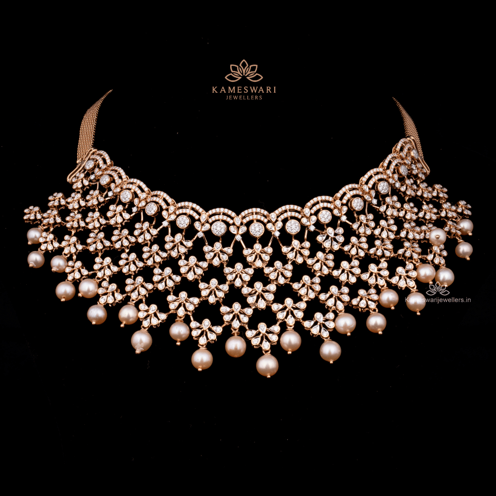 D NECKLACE D NECKLACE