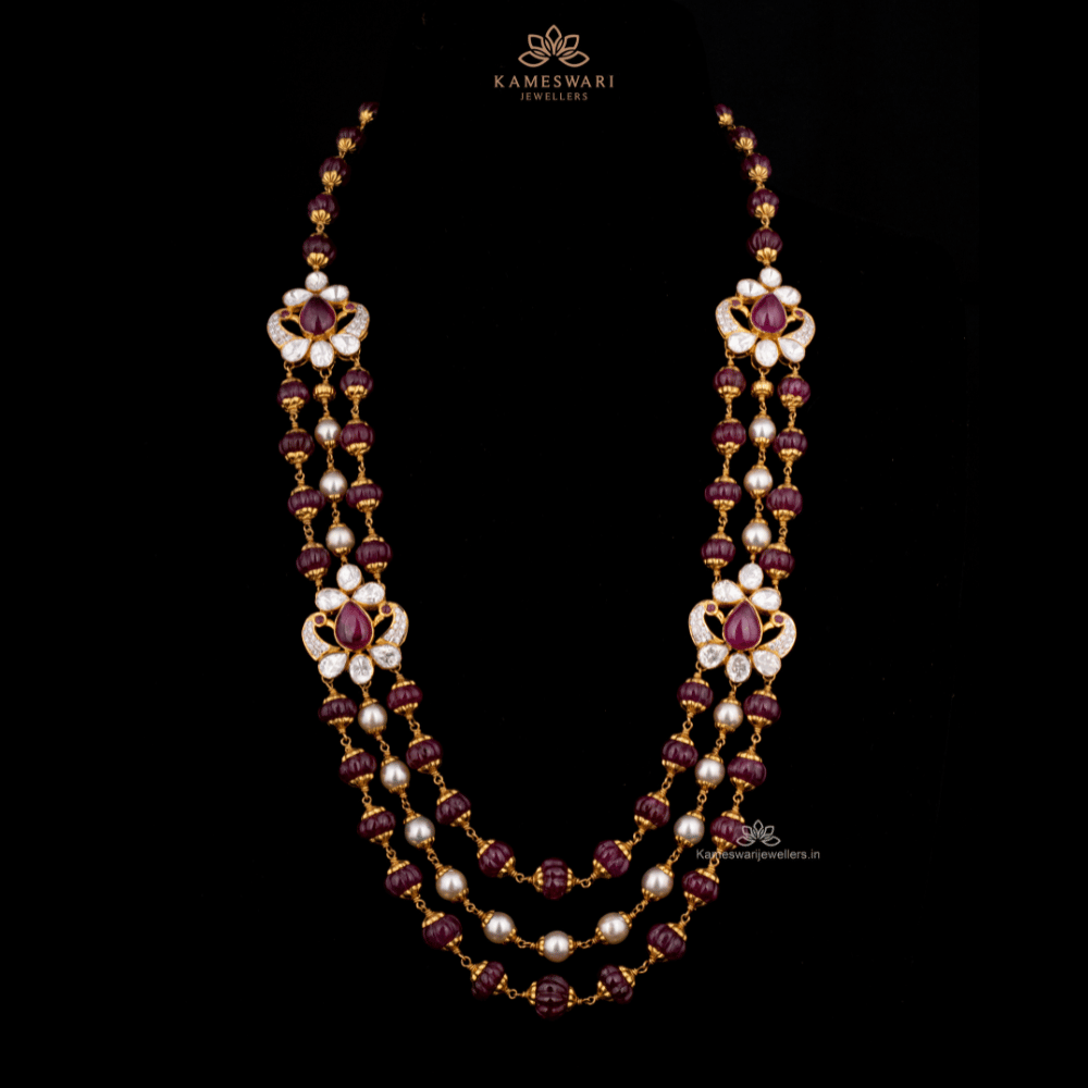 Mesmerizing combination of rubies and pearls Mesmerizing combination of rubies and pearls