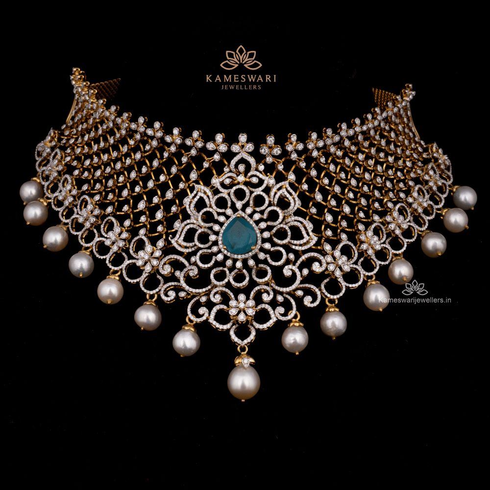 D NECKLACE D NECKLACE