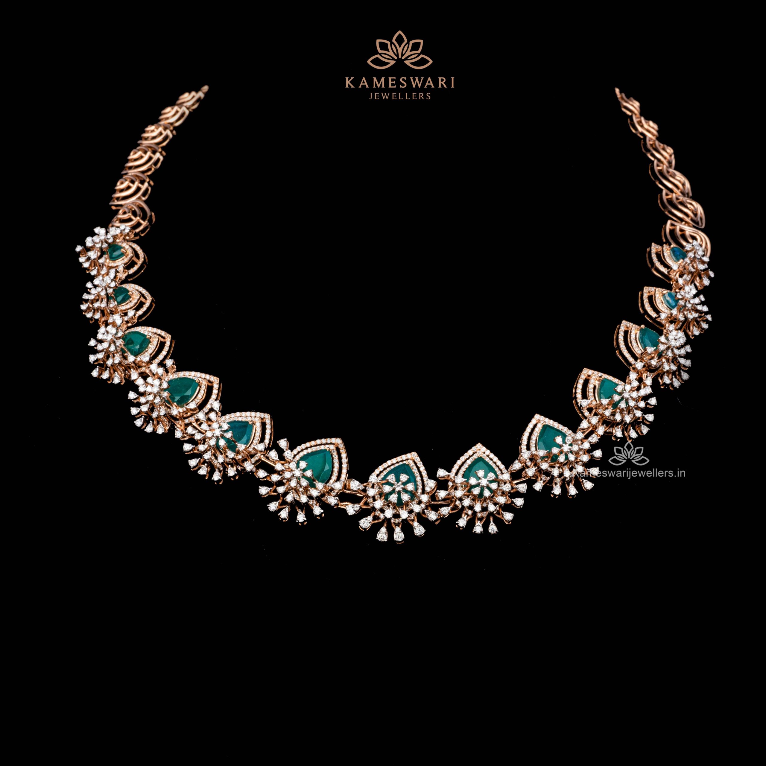 D NECKLACE D NECKLACE