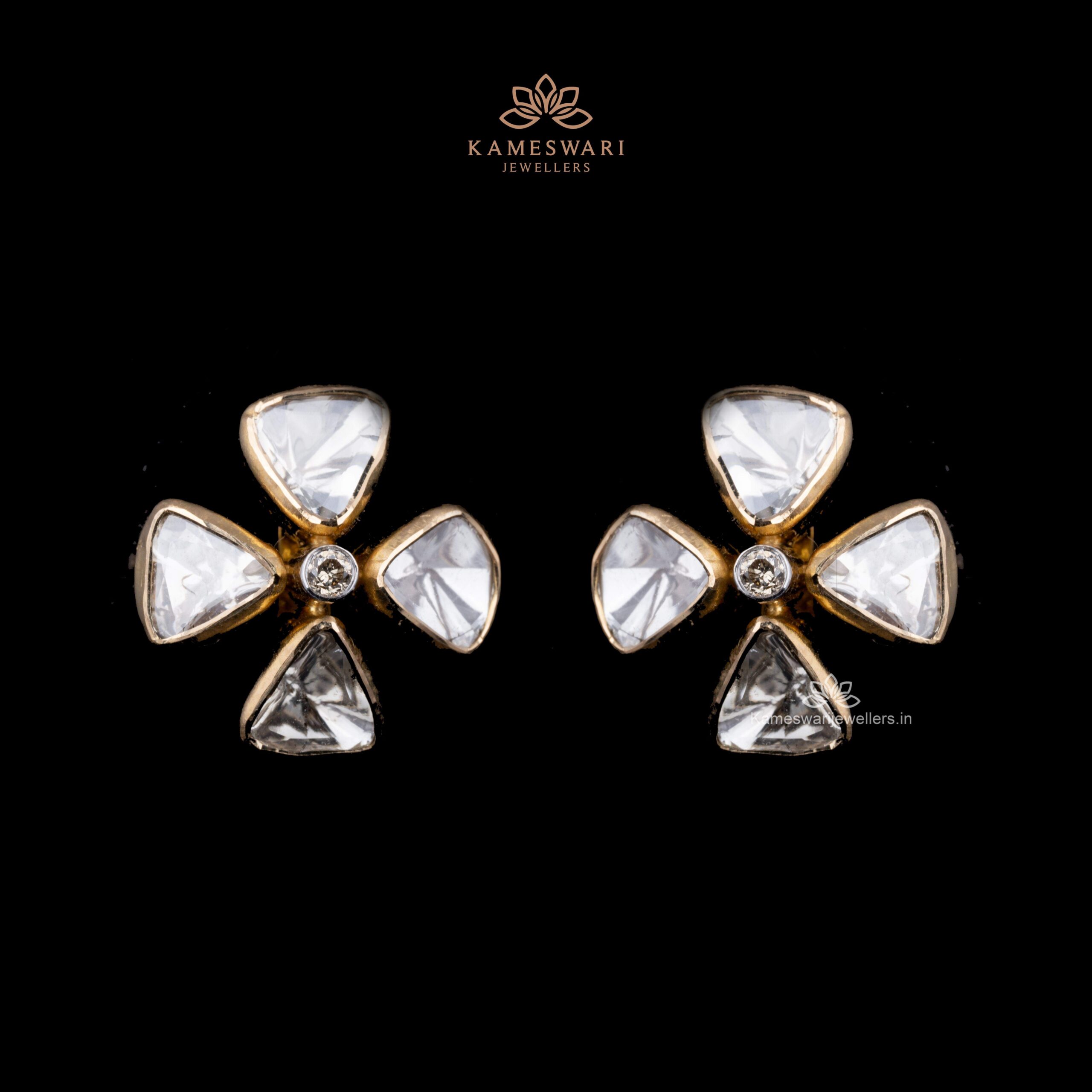 D EARRINGS D EARRINGS