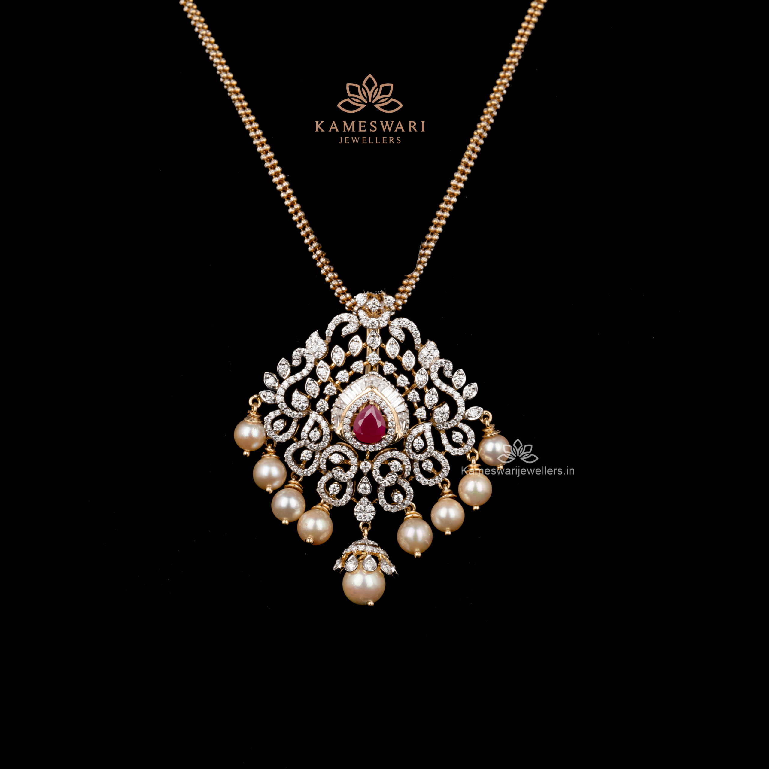 D LOCKET D LOCKET