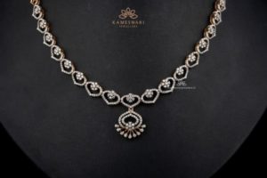 D NECKLACE